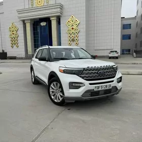 Ford Explorer 2021