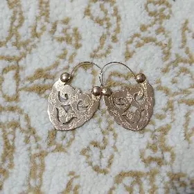 Ay halka Gadymy gyzyl