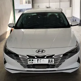 Hyundai Elantra 2021