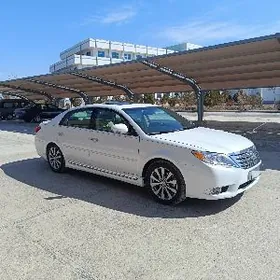 Toyota Avalon 2011