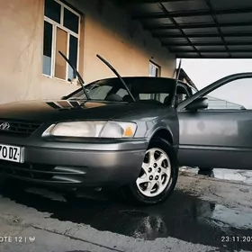 Toyota Camry 1998