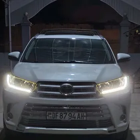 Toyota Highlander 2017