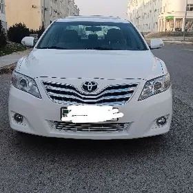 Toyota Camry 2010