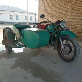 Ural 5557 1990