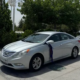 Hyundai Sonata 2012