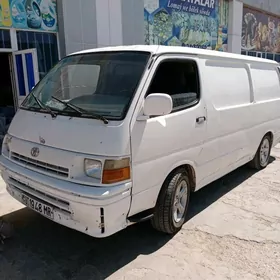 Toyota Hiace 1995