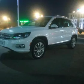 Volkswagen Tiguan 2012