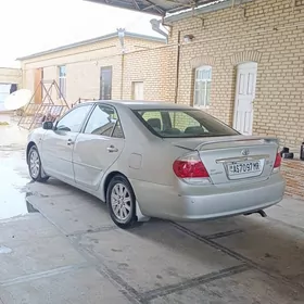 Toyota Camry 2005