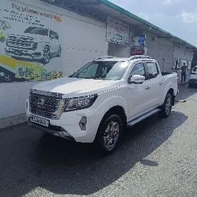 Nissan Navara 2024