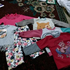 Детские вещи.