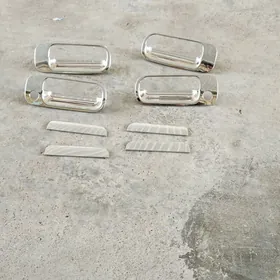 Lisicka babicka rucka nikel