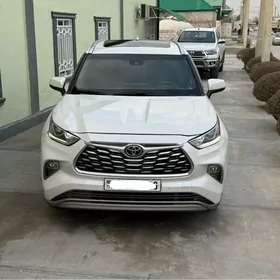 Toyota Highlander 2023