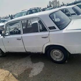 Lada 2104 1985