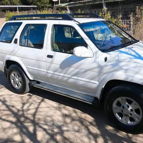 Nissan Pathfinder 2004