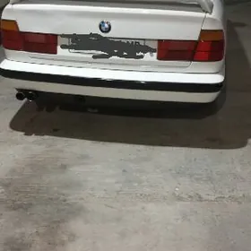 BMW 525 1989