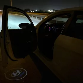 Hyundai Elantra 2022