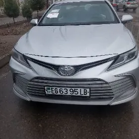 Toyota Camry 2022