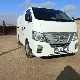 Nissan Urvan 2020