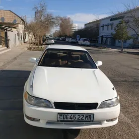 Toyota Mark II 1995