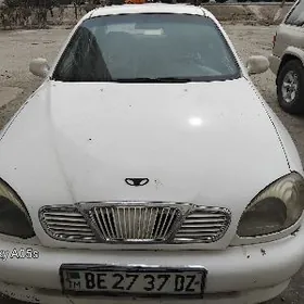 Daewoo Lanos 1999