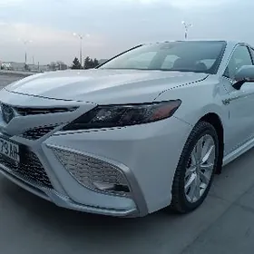 Toyota Camry 2022