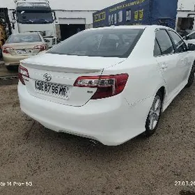 Toyota Camry 2012