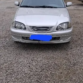 Toyota Avensis 1998