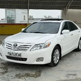 Toyota Camry 2010