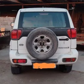 Nissan Terrano 2000