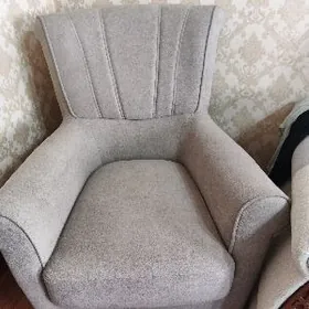 Кресла новые