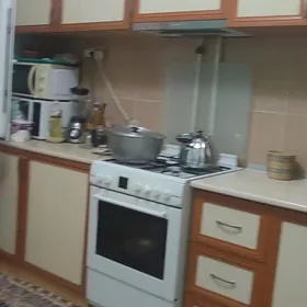 Мир 7 3 комнатная 4 этаж