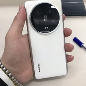 Xiaomi 14 ultraXiaomi 14 ultr