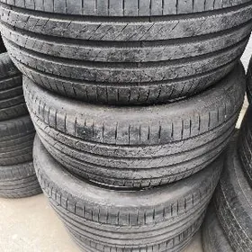 255/40/20 Hankook