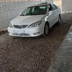 Toyota Camry 2004