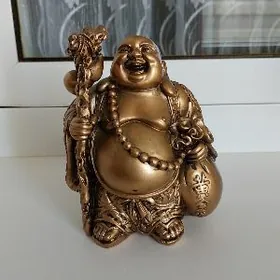 Продаётся статуэтка