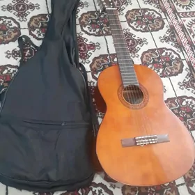 Gitara YamahaC40