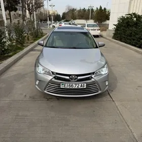 Toyota Camry 2017