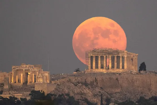 Демократия зародилась не только в Древней Греции. К равенству стремились и в других регионах