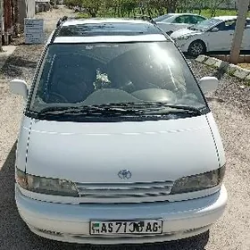 Toyota Previa 1999