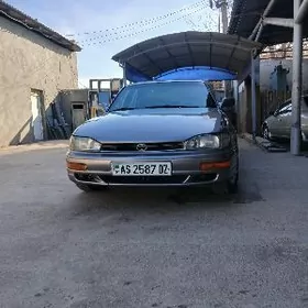 Toyota Camry 1992