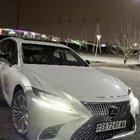 Lexus LS 500 2021