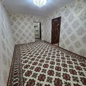 4мкр. 2в3ком 2входа 1этаж