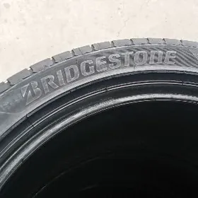 Bredistone 235 45 18 Ýyly41.24