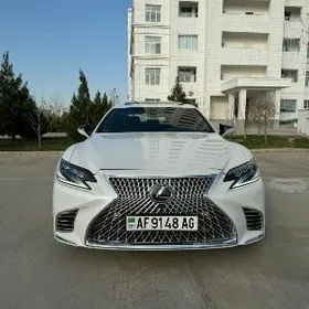 Lexus LS 500 2019