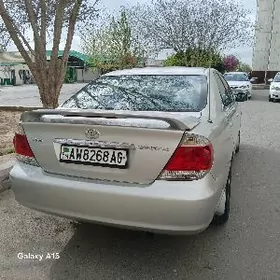 Toyota Camry 2005