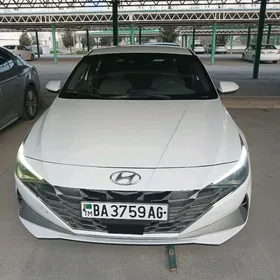 Hyundai Elantra 2021