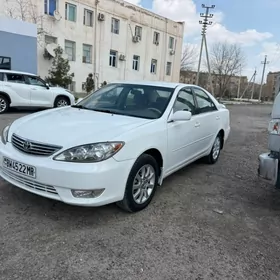 Toyota Camry 2003