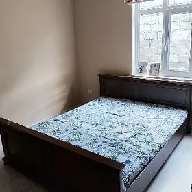 Kamod tumbo splany we stenka