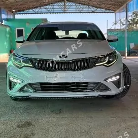 Kia Optima 2020