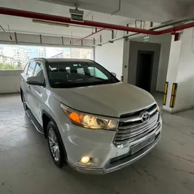 Toyota Highlander 2016